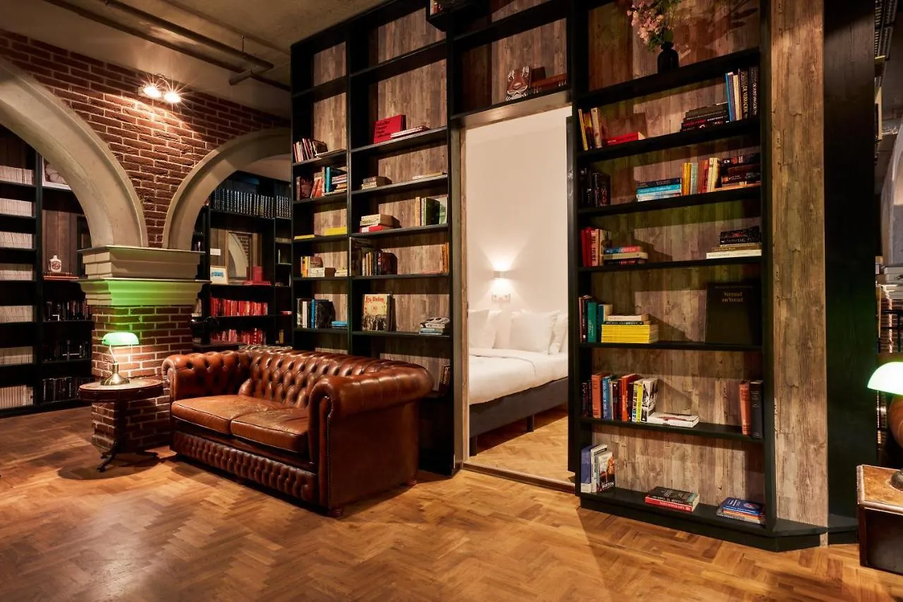 Hotel Not Hotel Amsterdam 3*,  Nederland