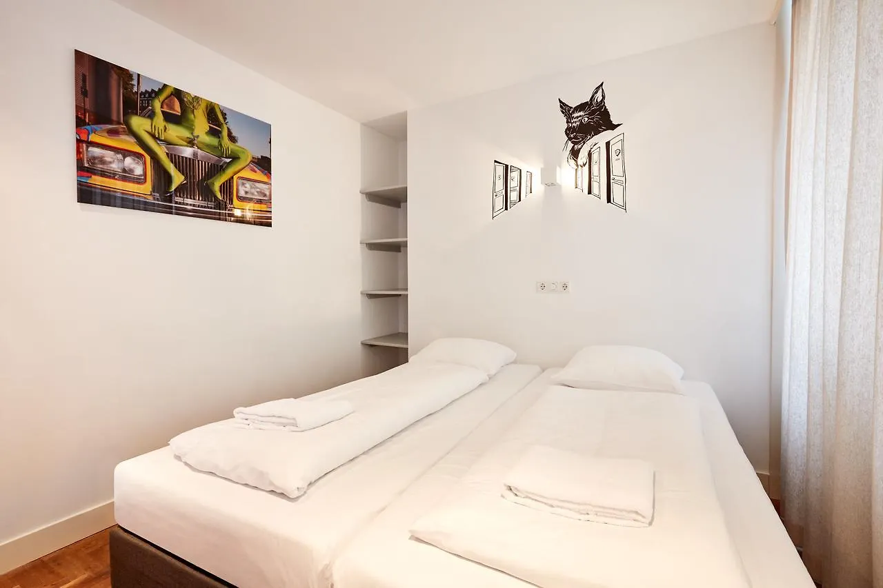 Hotel Not Hotel אמסטרדם