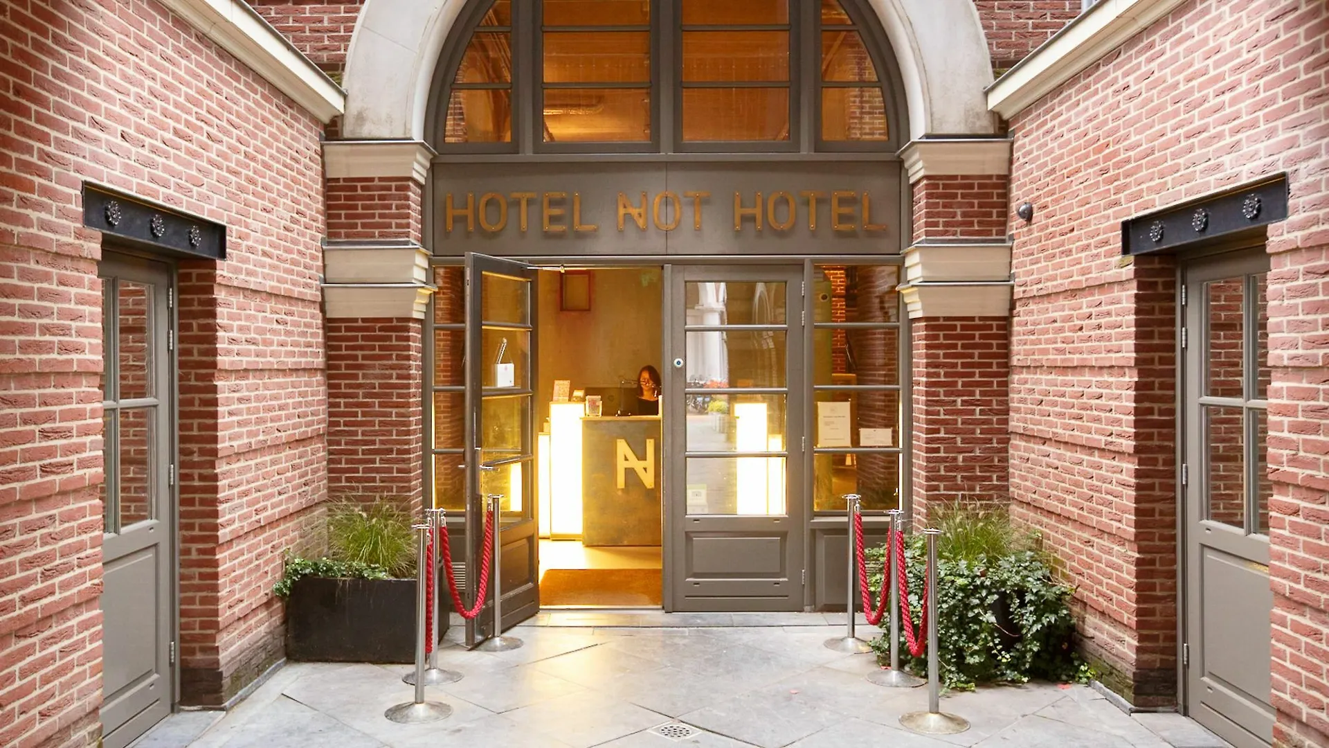 Hotel Not Hotel אמסטרדם